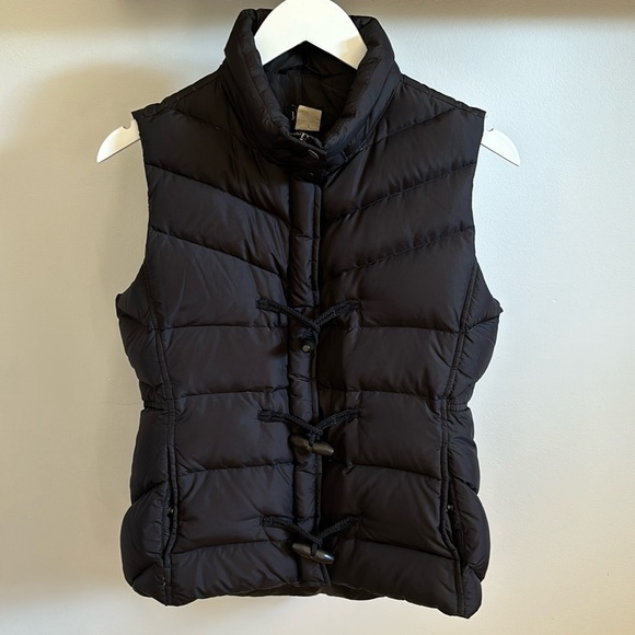 J. Crew down filled puffer vest. - Picture 1 of 6